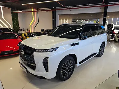 2025 Infiniti QX80 Autograph - 5 Years Warranty and Service - Mint condition