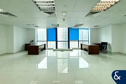 Fitted | Efficient Layout | Semi Furnished