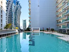 GuestReady - Studio l Partial Canal View