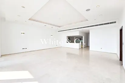 Full Seaview |Partially Upgraded |Vacant