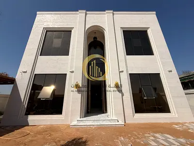 فيلا حديثة في الحوشي مساحه الارض (5457 ) قدم