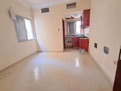 Luxury Big size saprt kitchen studio 20k available