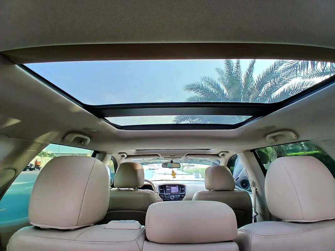 Nissan Pathfinder SV