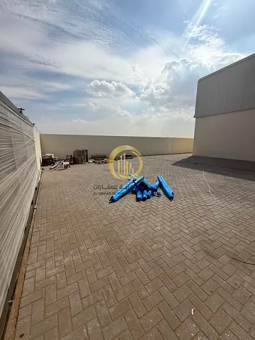 للبيع ارض زاويه كبيره الصجعه الصناعيه  مساحه الارض1,000,150 قدم