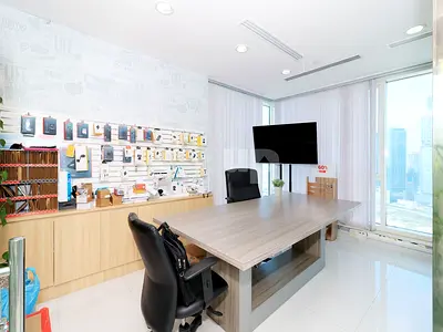 Fully Fitted | Vacant | Community view