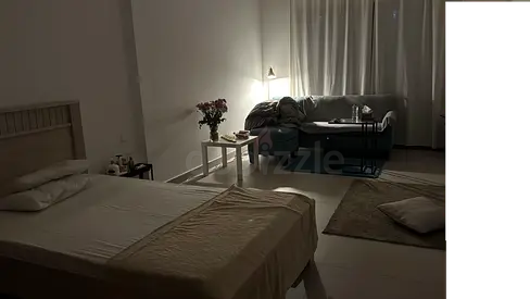 Spacious Room for Lady in Arjan, brand new