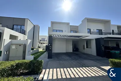 Landscaped | Motivated | Vacant On Transfer