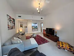 PRIVATE TERRACE - VACANT ON TRANSFER - EASY ACCESS