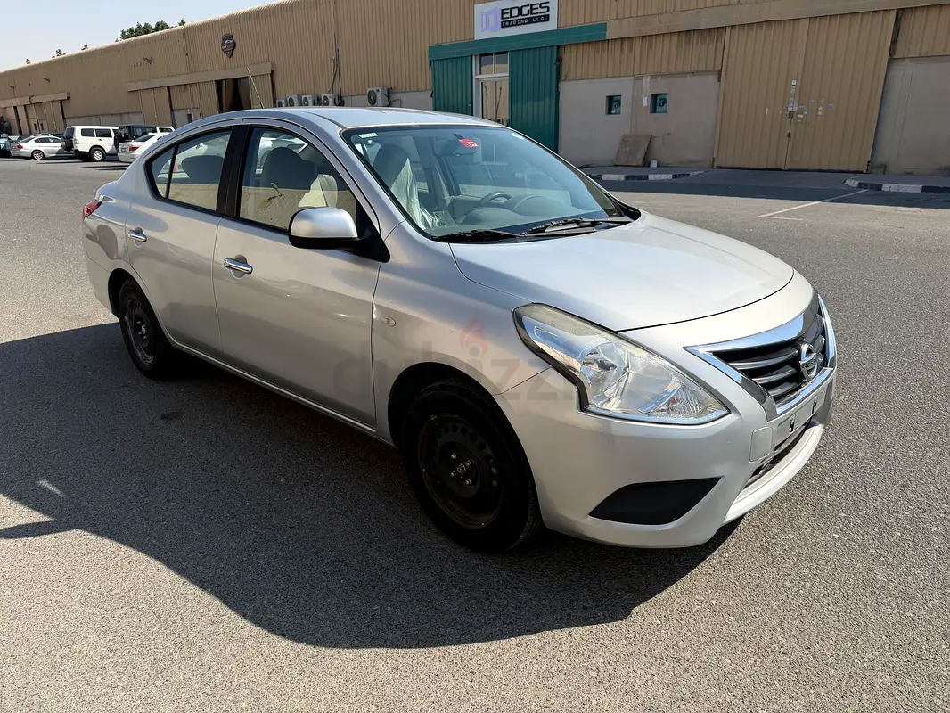 Nissan Sunny EX Saloon