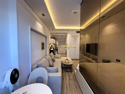 استوديو مفروش | إطلالة على المسبح | شرفة | Kensington Manor JVC