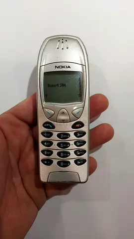 Nokia 6210