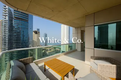 Fully Furnished | Fully Upgraded |Vacant