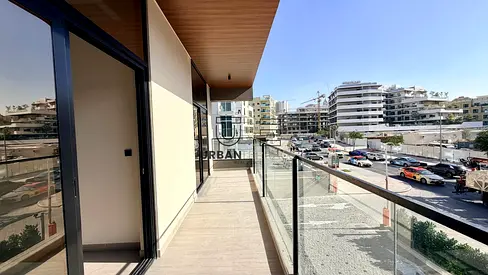 BRAND NEW | SPACIOUS & BRIGHT | READY TO MOVE IN