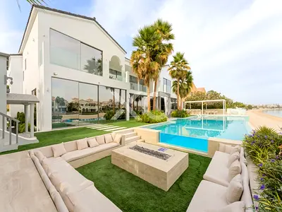 Renovated | Steam & Sauna | Extended Plot