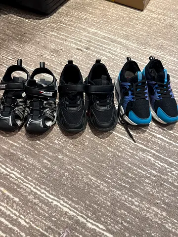 Shoes for boy 33 size