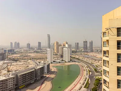 High Floor / Upgraded Unit / Rented / With Balcony