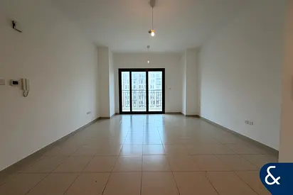 Vacant now | Boulevard view | Larger layout