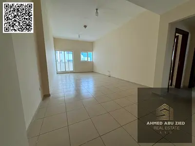 غرفه وصاله في ابراج وان الراشديه الغرفه ماستر مع بلكونه ٢ حمام مساحه كبيره جدا مع خزائن بالحائط غرفه غسيل جيم ومسبح مع حديقه اطلاله بحرية