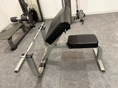 Body Solid Preacher Curl Bench