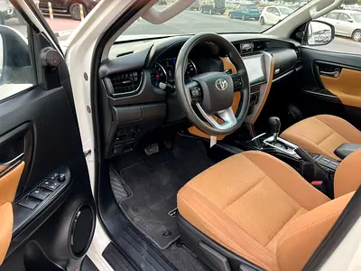 صورة 10 لـ 2019 Toyota FORTUNER
