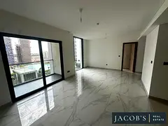 Lagoon view | Maids room | Low floor