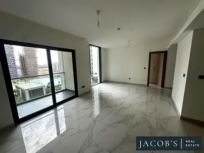 Lagoon view | Maids room | Low floor