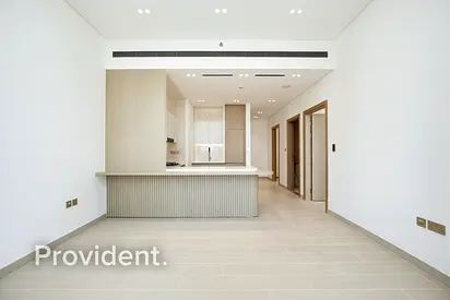 Large Layout | Vacant | Brand New