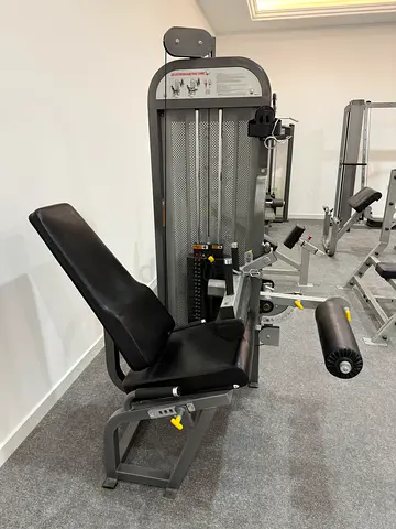 SUPER GYM Leg Extension / Hamstring Combo Machine