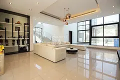 Modern 6-Bedroom Villa with Pool and Garden