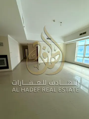 للإيجار بالتعاون شقة غرفتين وصالة مع بلكونتين وخزائن حائط، قرب دي تو دي، مساحات واسعة، تكييف وصيانة وجيم مجاني، الدفع 4 دفعات.