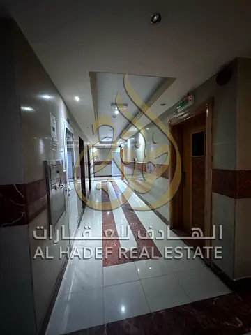 فرصة ذهبية للإيجار في الشارقة – شقة غرفة وصالة بمنطقة التعاون الممزر موقع استراتيجي قريب من دبي بسعر مميز وتسهيلات دفع تصل إلى 6 دفعات