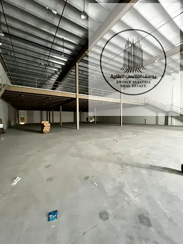Large Warehouse for Rent in Al Sajaa Industrial Area – 10,000 Sqft with Mezzanine and 22 kW Power
