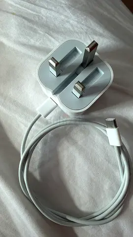 Apple 30W Original Charger and Cable
