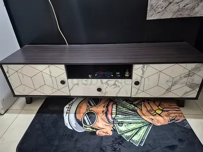 Tv table