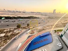 Road View and Pool View | Exclusive | Mid Floor