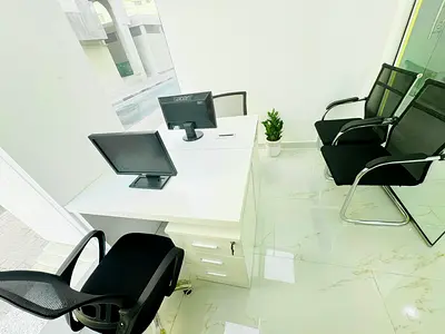 Fully Furnished office | Free utilities | Direct From Owner