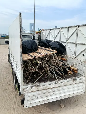 Fast junk removal service in Dubai