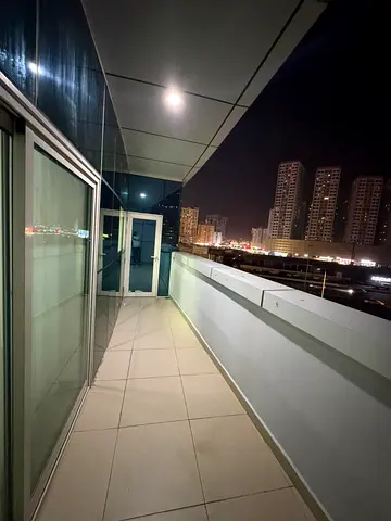 اطلالة بحرية / غرفتين وصاله / مساحة كبيرة / مميز جدا