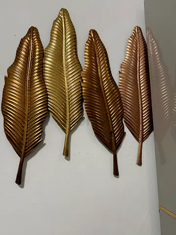 Set of Elegant Metallic Leaf Wall Decorations