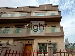 Spacious 5BR Villa for Rent | Maid’s Room | Vacant