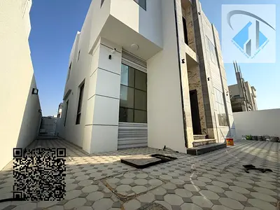 فيلا  مودرن  جديده 5 غرف  3700 قدم مساحه بناء  بسعر ممتاز تملك حر لجميع الجنسيات