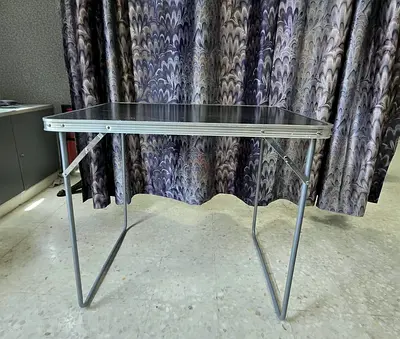 Simple Folding Table