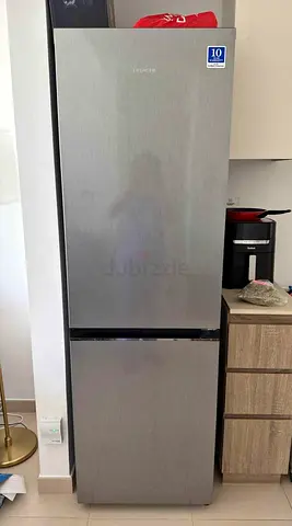 Hitachi invater fridge bottom freezer new model excellent condition