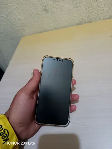 I phone 13.. 128gb 77 battery health.