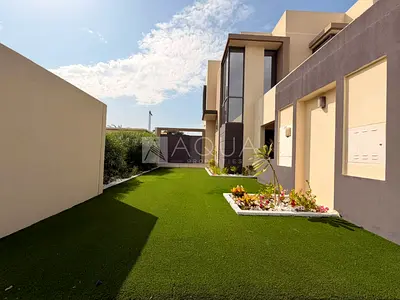 Beautiful Corner Villa | Single Row | Furnished