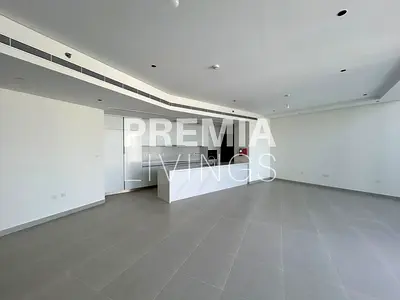 Exclusive 3-Bed Apartment at lagoon Views in District One