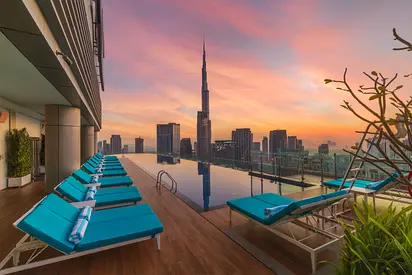 King's 2BR | Famous Sky Pool | Sleeps 8 | Bills Included | Concierge Service | No Commission