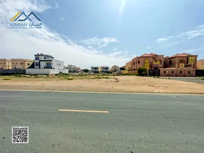 Residential/Commercial | On a main street