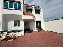 Nice Three Bedroom Villa With Pvt Garden In Jumeirah3
