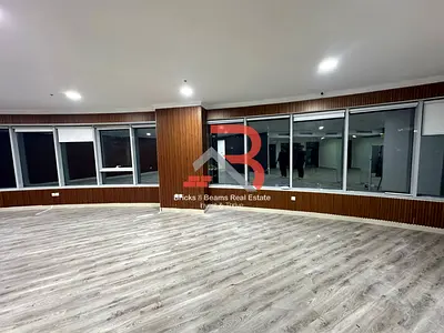 Close to Metro | Vacant | Semi-Fitted